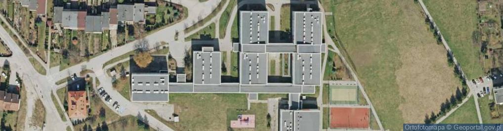 Zdjęcie satelitarne Szkoła Podstawowa Nr 31 Z Oddziałami Integracyjnymi Im. Henryka Sienkiewicza W Kielcach