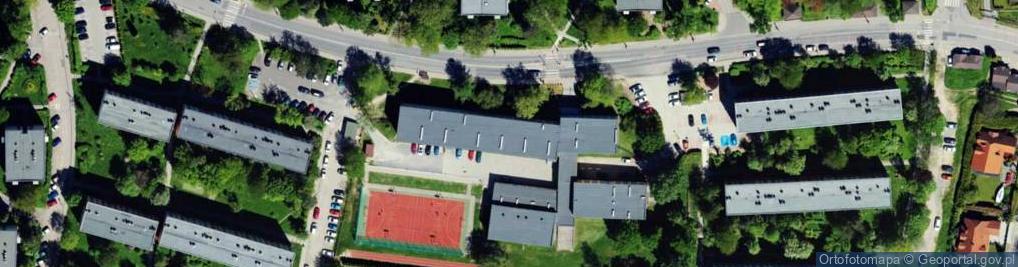 Zdjęcie satelitarne Szkoła Podstawowa Nr 33 Im. Kornela Makuszyńskiego W Bielsku-Białej