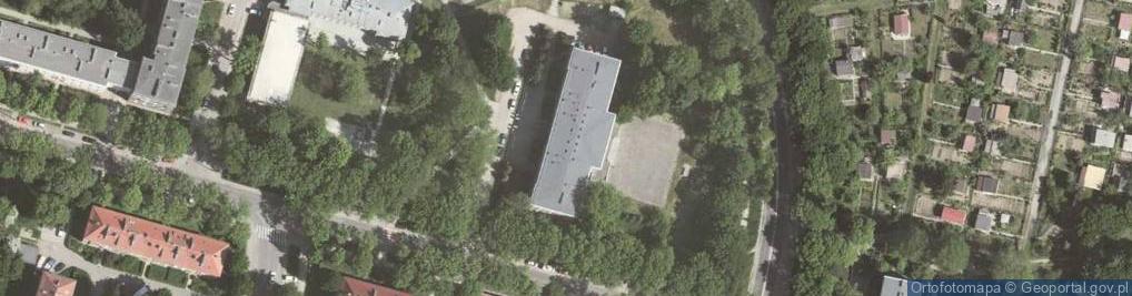 Zdjęcie satelitarne Szkoła Podstawowa Nr 37 Im. Juliana Tuwima W Krakowie