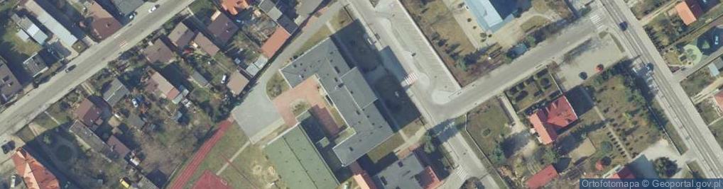 Zdjęcie satelitarne Szkoła Podstawowa Nr 4 Im. Haliny Rudnickiej W Mławie