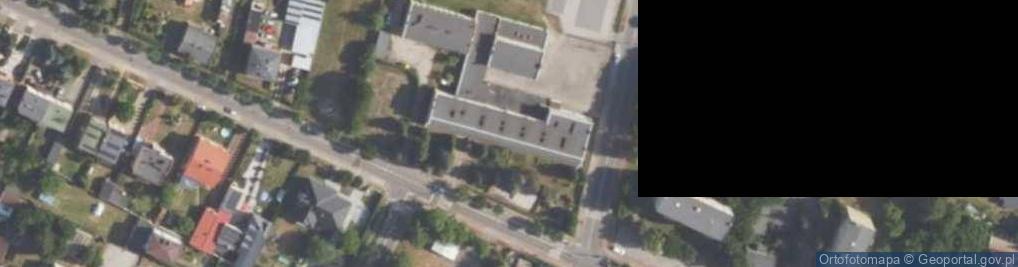 Zdjęcie satelitarne Szkoła Podstawowa Nr 4 Im. Henryka Sienkiewicza W Zelowie