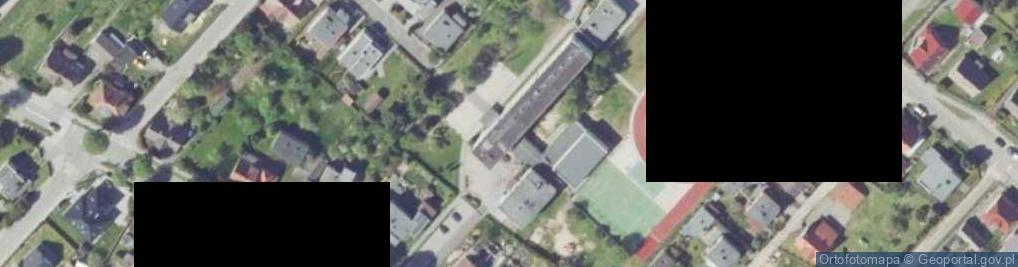 Zdjęcie satelitarne Szkoła Podstawowa Nr 4 Im. Jana Brzechwy W Krapkowicach