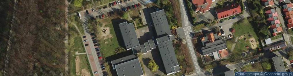 Zdjęcie satelitarne Szkoła Podstawowa Nr 4 Im. Jana Brzechwy W Swarzędzu