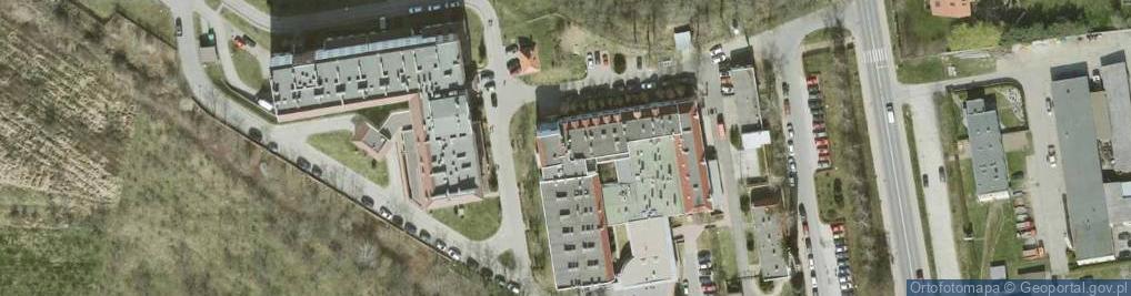 Zdjęcie satelitarne Szkoła Podstawowa Nr 4 Im Janusza Korczaka Przy Szpitalu Im Św. Jadwigi Śląskiej W Trzebnicy