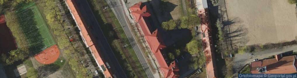Zdjęcie satelitarne Szkoła Podstawowa Nr 49 Im. Księdza Bronisława Komorowskiego W Gdańsku
