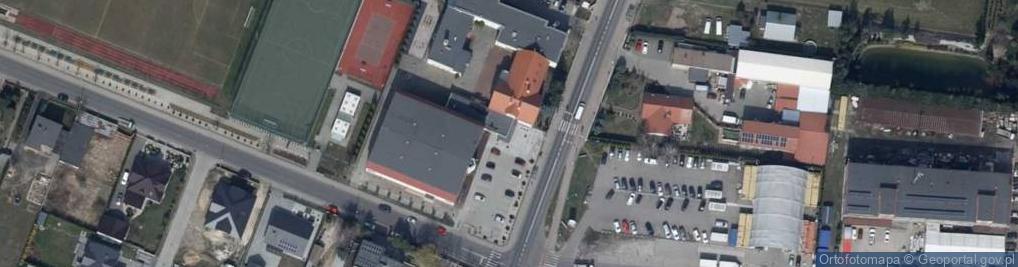 Zdjęcie satelitarne Szkoła Podstawowa Nr 6 Im. 'Macieja Rataja' W Ostrowie Wielkopolskim