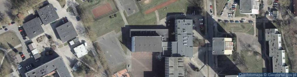 Zdjęcie satelitarne Szkoła Podstawowa Nr 68 Im. 12 Pułku Ułanów Podolskich