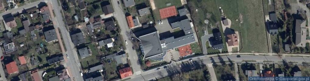 Zdjęcie satelitarne Szkoła Podstawowa Nr 7 Im Władysława Broniewskiego W Zduńskiej Woli