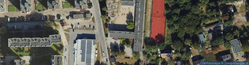 Zdjęcie satelitarne Szkoła Podstawowa Nr 72 Im. Obrońców Westerplatte W Gdańsku