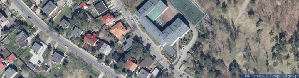 Zdjęcie satelitarne Szkoła Podstawowa Nr 8 Im. 3 Warszawskiego Pułku Pontonowego