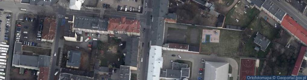 Zdjęcie satelitarne Szkoła Podstawowa Nr 8 Im. Emilii Plater W Piotrkowie Trybunalskim