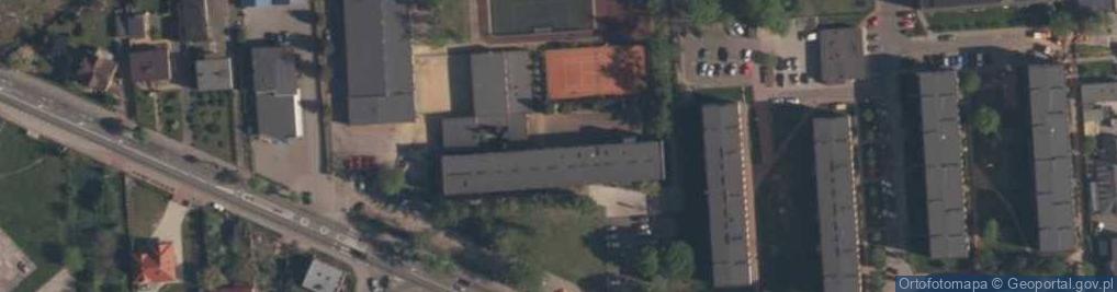 Zdjęcie satelitarne Szkoła Podstawowa Specjalna Nr 3 W Wieluniu
