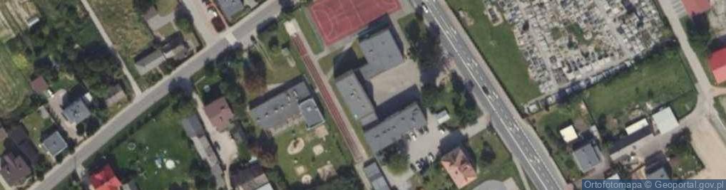Zdjęcie satelitarne Szkoła Podstawowa W Kościelnej Wsi