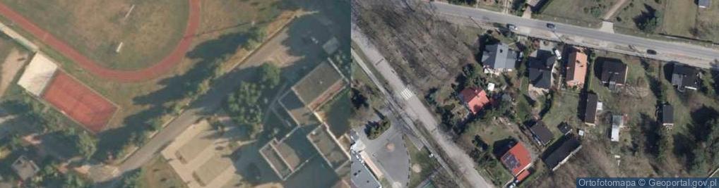 Zdjęcie satelitarne Szkoła Podstawowa w Lutomiersku