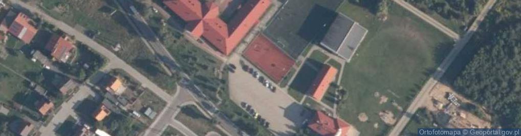 Zdjęcie satelitarne Szkoła Podstawowa W Mikołajkach Pomorskich