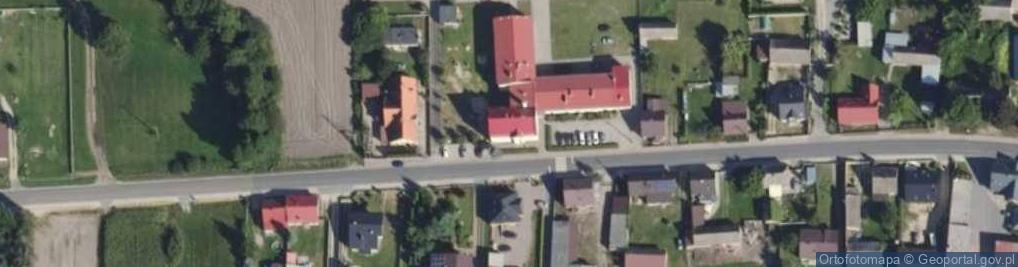 Zdjęcie satelitarne Szkoła Podstawowa W Raczycach