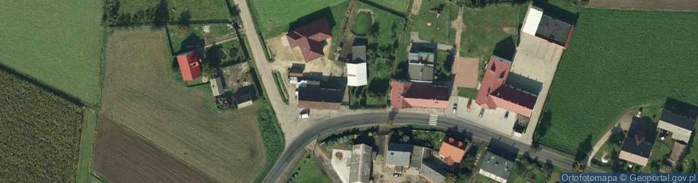 Zdjęcie satelitarne Szkoła Podstawowa W Roszkach
