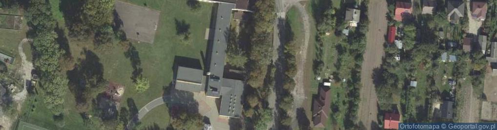 Zdjęcie satelitarne Szkoła Podstawowa W Rudzie-Hucie Im. Por. Zbigniewa Twardego Ps. 'Trzask'