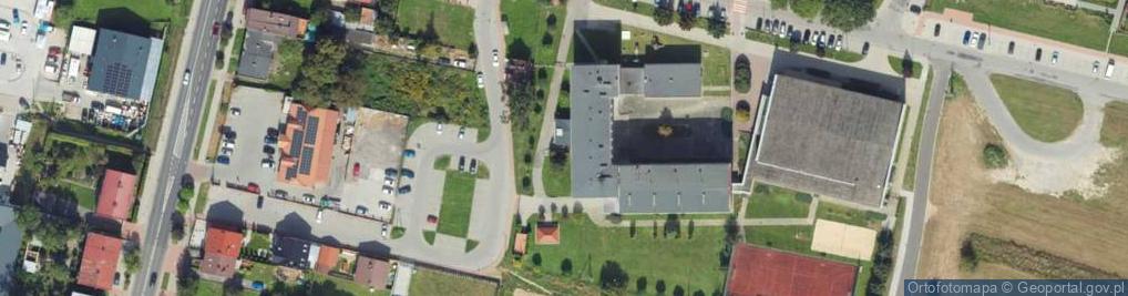 Zdjęcie satelitarne Szkoła Podstawowa W Słomnikach