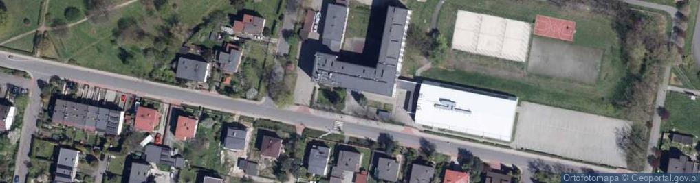 Zdjęcie satelitarne Szkoła Podstawowa Z Oddziałami Mistrzostwa Sportowego Nr 10 Im. Św. Jadwigi Królowej Polski