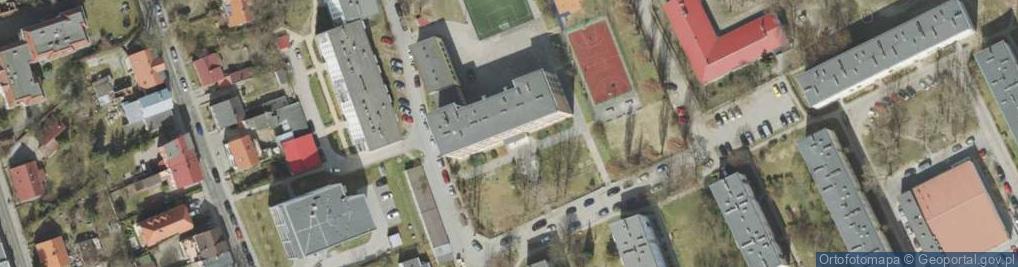 Zdjęcie satelitarne Zespół Edukacyjny Nr 2 Szkoła Podstawowa Nr 17 Im.gen.władysława Sikorskiego Z Oddziałami Integracyj