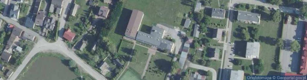 Zdjęcie satelitarne Zespół Placówek Oświatowych W Modliszewicach Szkoła Podstawowa W Modliszewicach