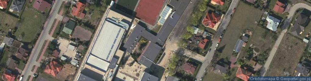 Zdjęcie satelitarne Nova Policealna Szkoła Zawodowa Dla Dorosłych