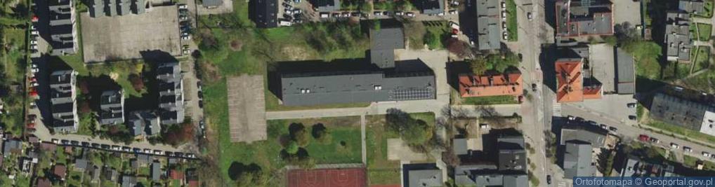 Zdjęcie satelitarne Szkoła Policealna Dla Dorosłych Edukacja