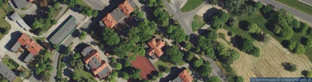 Zdjęcie satelitarne Szkoła Policealna Służb Społecznych I Medycznych Dla Dorosłych