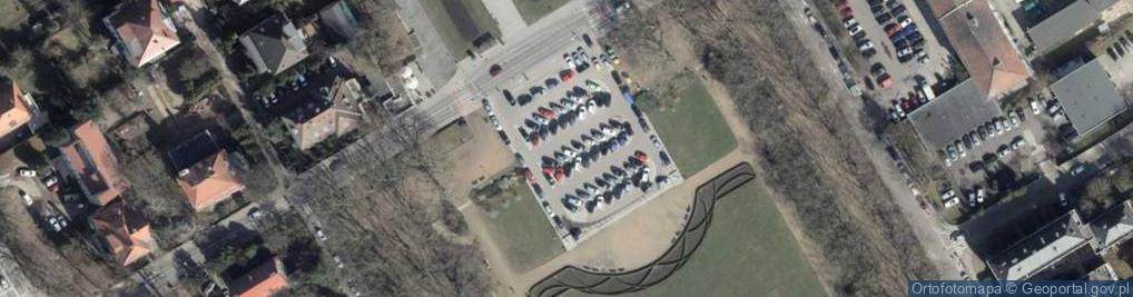 Zdjęcie satelitarne Boska Szkoła dla Psów