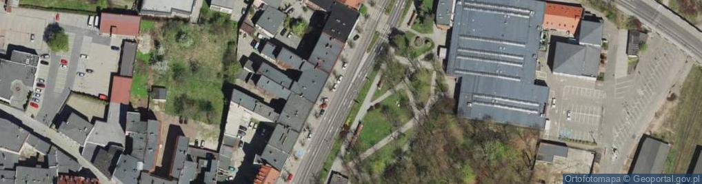 Zdjęcie satelitarne II Liceum Ogólnokształcące im. Stanisława Staszica w Tarnowskich Górach