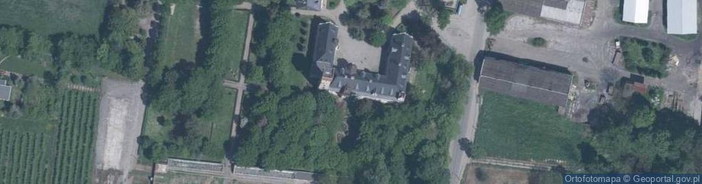 Zdjęcie satelitarne Powiatowy Zespół Szkół nr 1 w Krzyżowicach