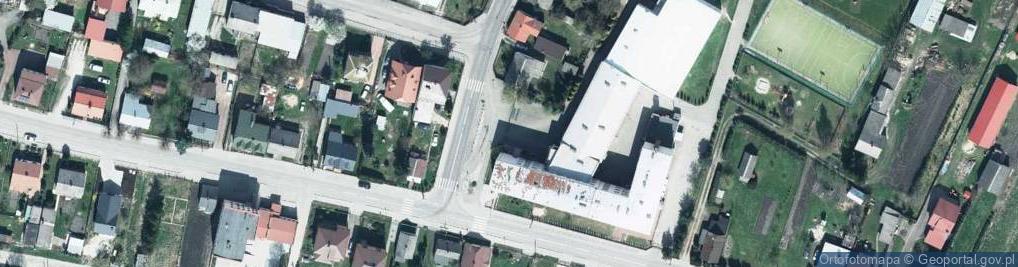 Zdjęcie satelitarne Szkoła Podstawowa i Publiczne Gimnazjum w Zespole Szkół
