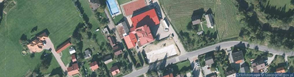 Zdjęcie satelitarne Zespół Szkół w Ślemieniu