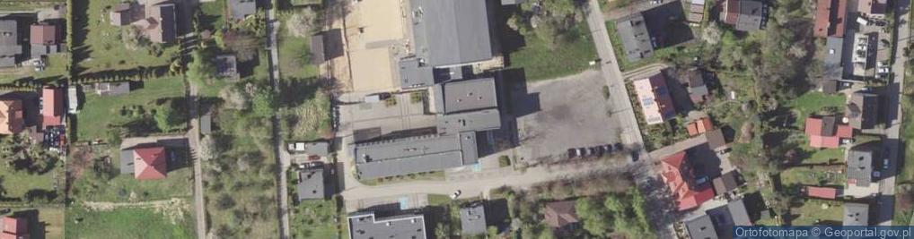 Zdjęcie satelitarne Zespół Szkół w Wyrach