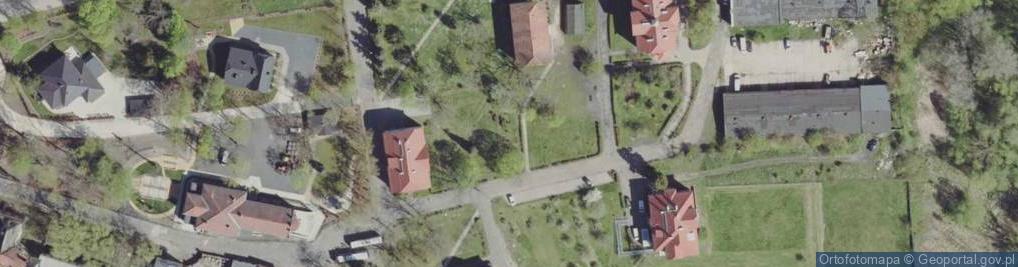 Zdjęcie satelitarne 105 Szpital Wojskowy z Przychodnią