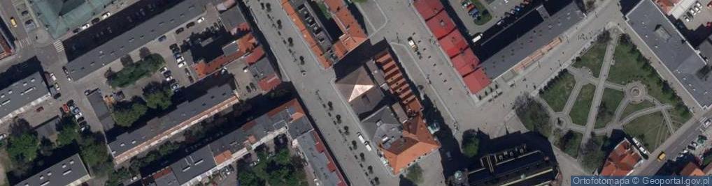 Zdjęcie satelitarne im. Heleny Modrzejewskiej