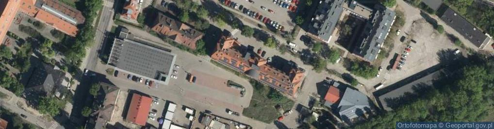 Zdjęcie satelitarne Technikum Akademickie Przy Międzynarodowej Wyższej Szkole Logistyki I Transportu