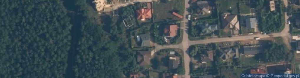 Zdjęcie satelitarne KM Tłumaczenia