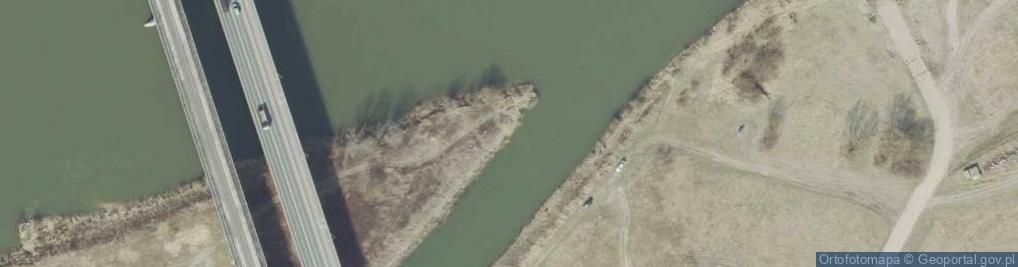 Zdjęcie satelitarne Kanał do Portu Handlowego Sandomierz- rz. Wisła [P269