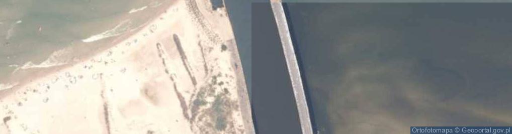 Zdjęcie satelitarne ujście rz. Łeba do Bałtyku