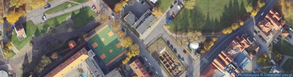 Zdjęcie satelitarne podjazd