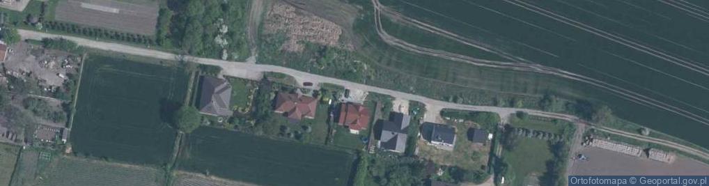 Zdjęcie satelitarne Pan Rębak wynajem Wrocław Rębak rozdrabniacz do gałęzi