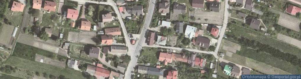 Zdjęcie satelitarne Tri-Color Industrial