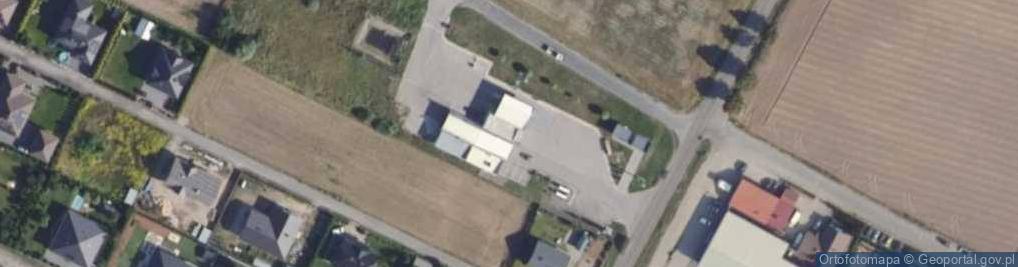 Zdjęcie satelitarne Watis - Stacja paliw