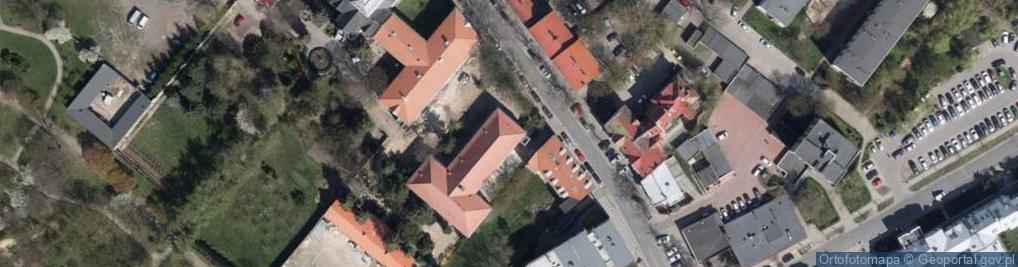 Zdjęcie satelitarne Cmentarz Ewangelicki