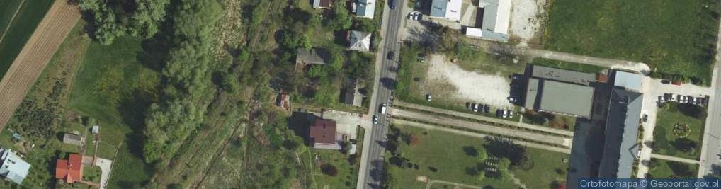 Zdjęcie satelitarne Opony-Wymiana