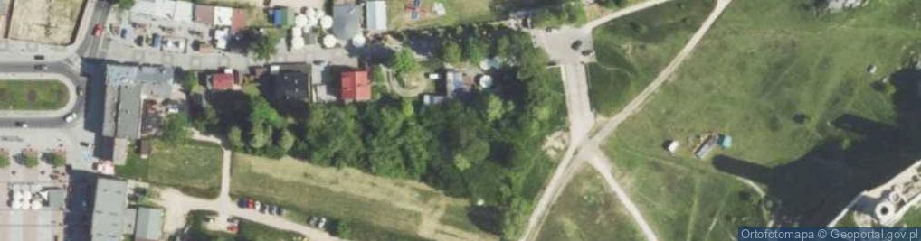 Zdjęcie satelitarne Ruiny zamku na szlaku "Orlich Gniazd"