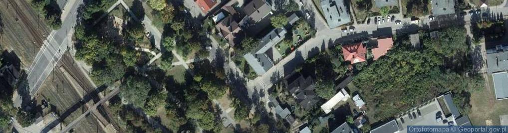 Zdjęcie satelitarne Budynek klasztorny zgromadzenia Sióstr Służebniczek Niepokalane