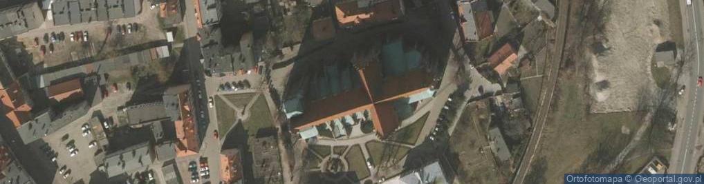 Zdjęcie satelitarne Bazylika św. app. Piotra i Pawła